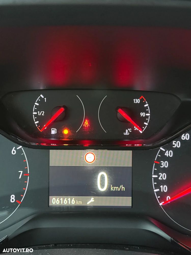 Opel Corsa 1.2 Selection - 9