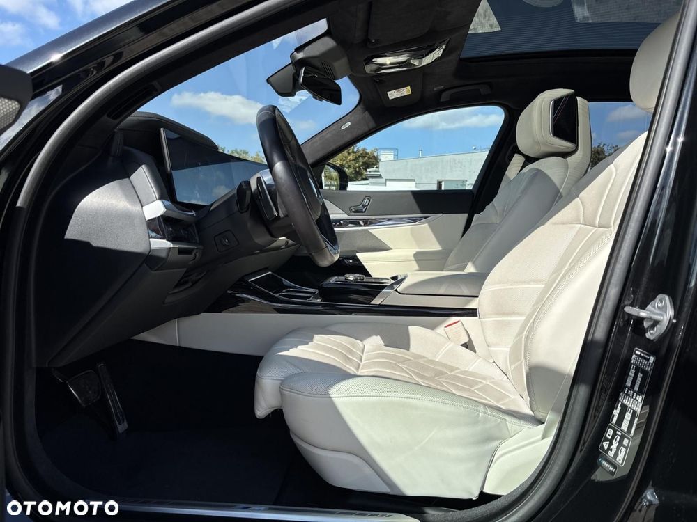 BMW Seria 7 - 12