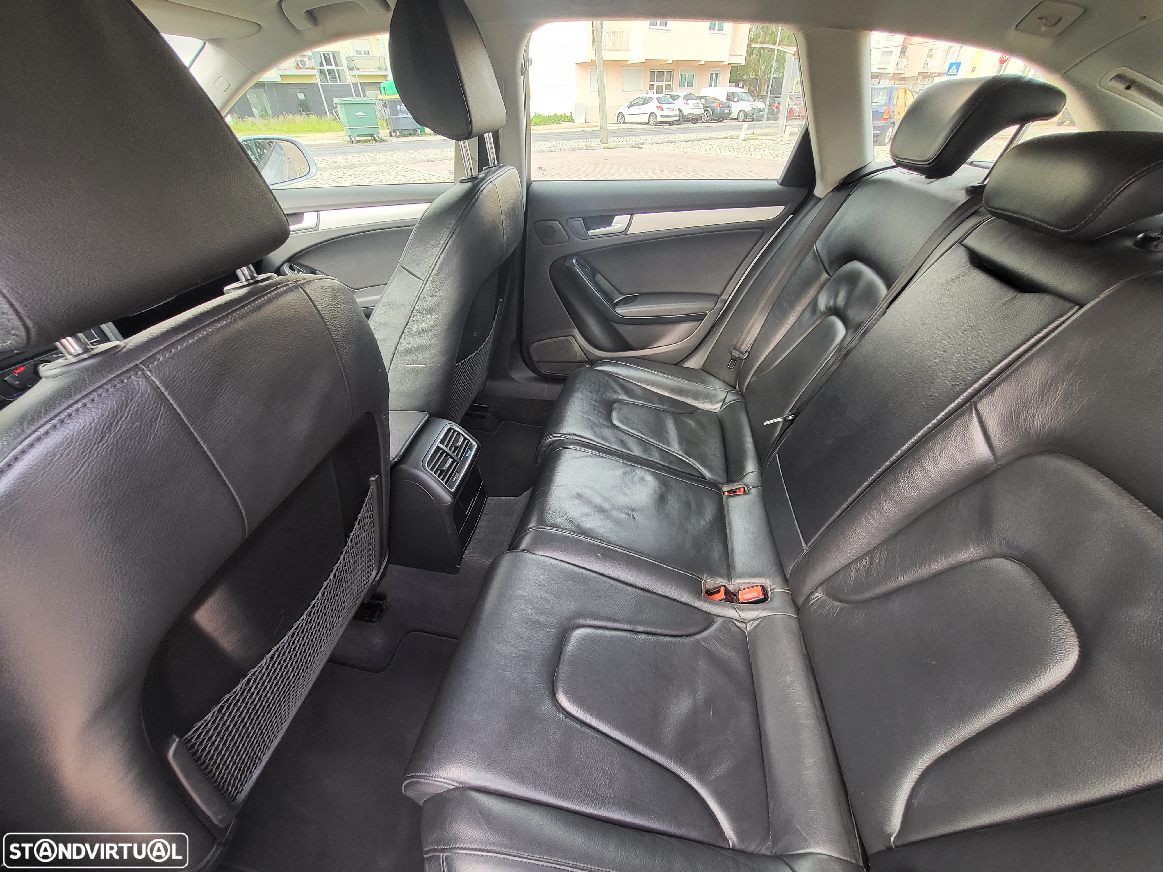 Audi A4 Avant 2.0 TFSI quattro S tronic Ambiente - 9
