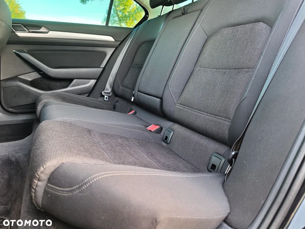 Volkswagen Passat 1.5 TSI OPF DSG Comfortline - 12