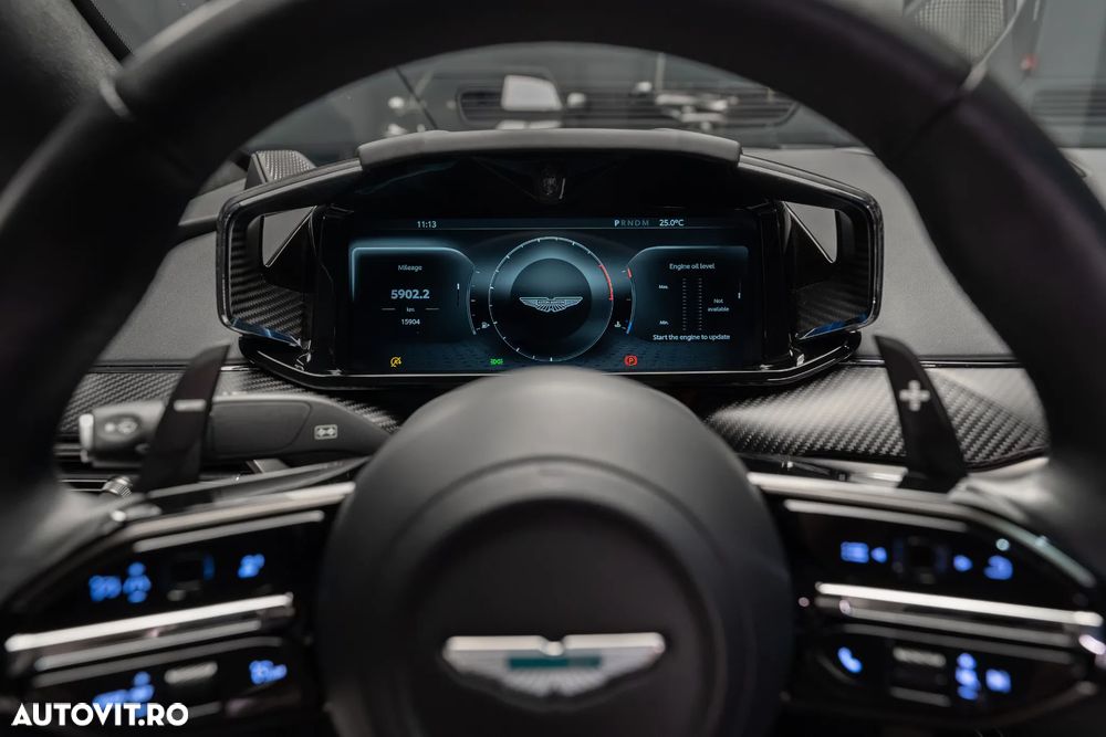 Aston Martin V8 Vantage - 19