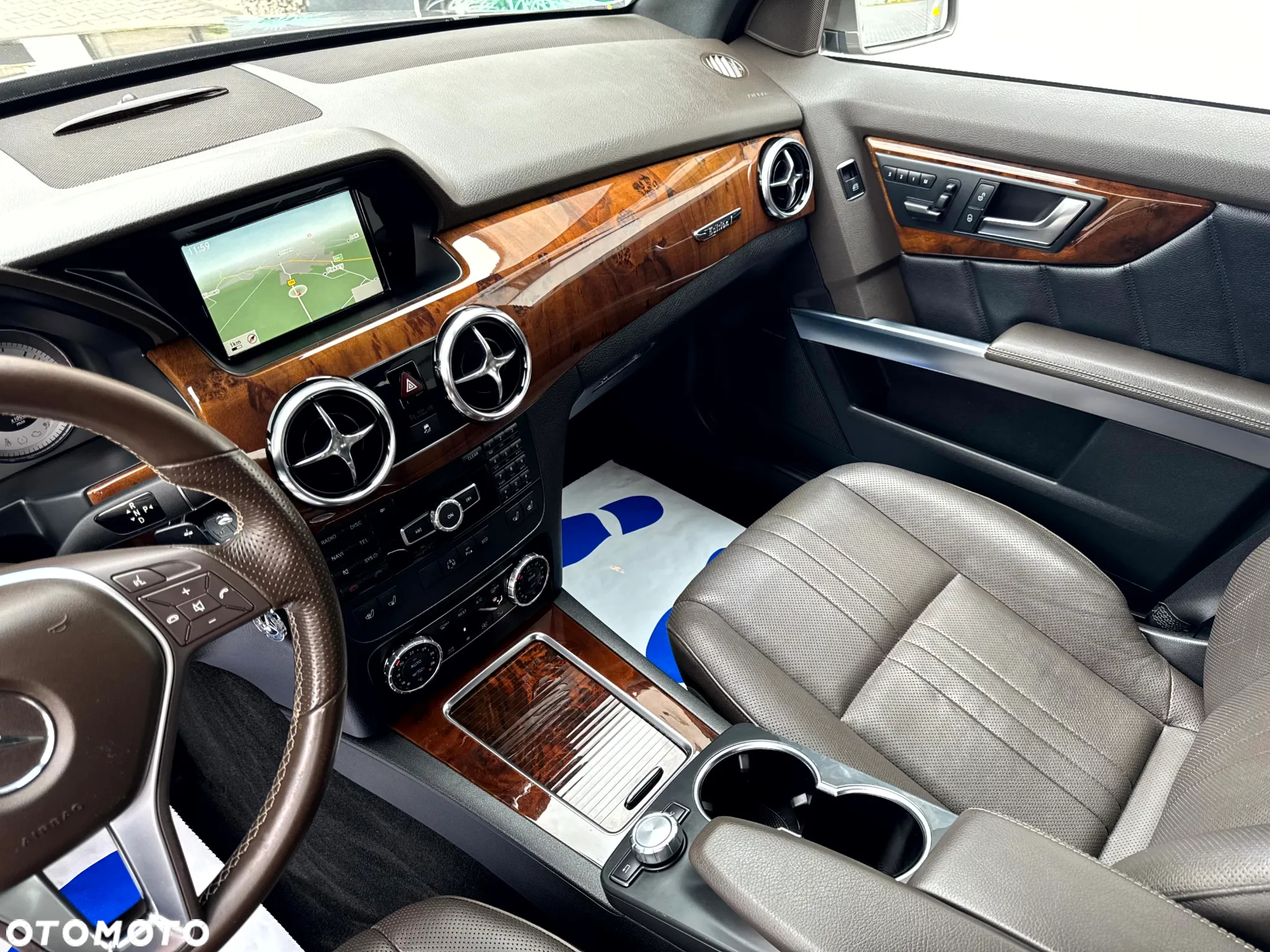 Mercedes-Benz GLK - 21