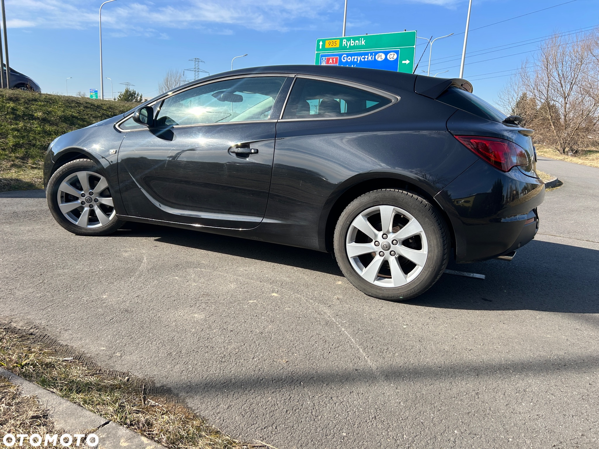 Opel Astra GTC 1.4 Turbo - 12