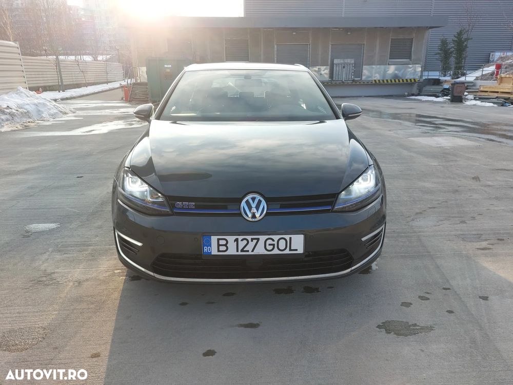 Volkswagen Golf - 17