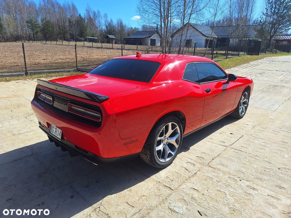 Dodge Challenger - 6