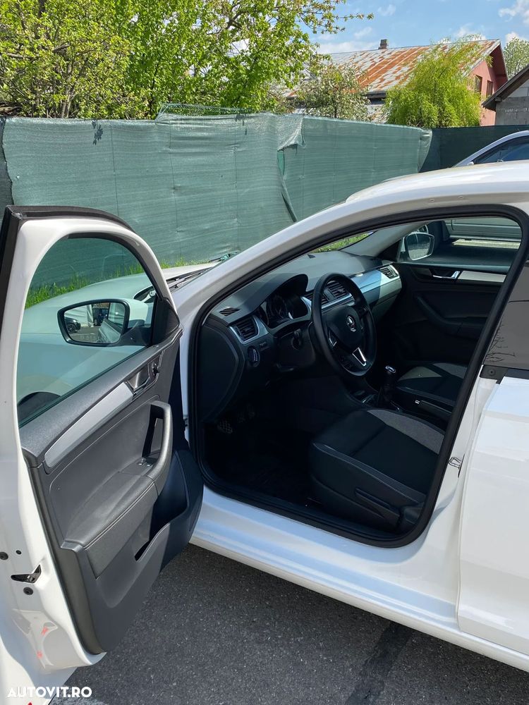 Skoda RAPID 1.0 TSI Avantaj - 18