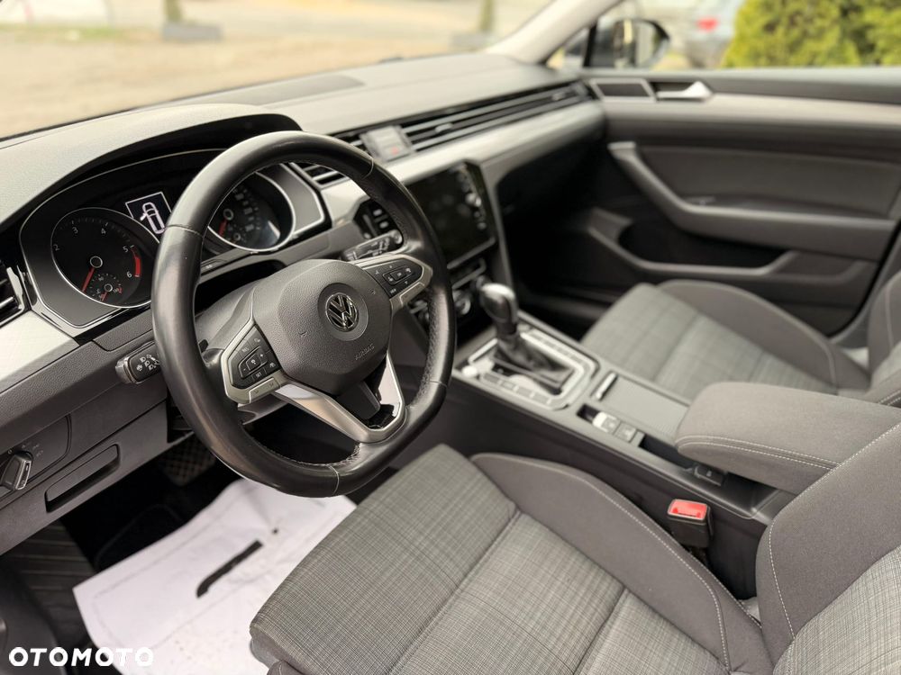Volkswagen Passat 2.0 TDI EVO Business DSG - 10