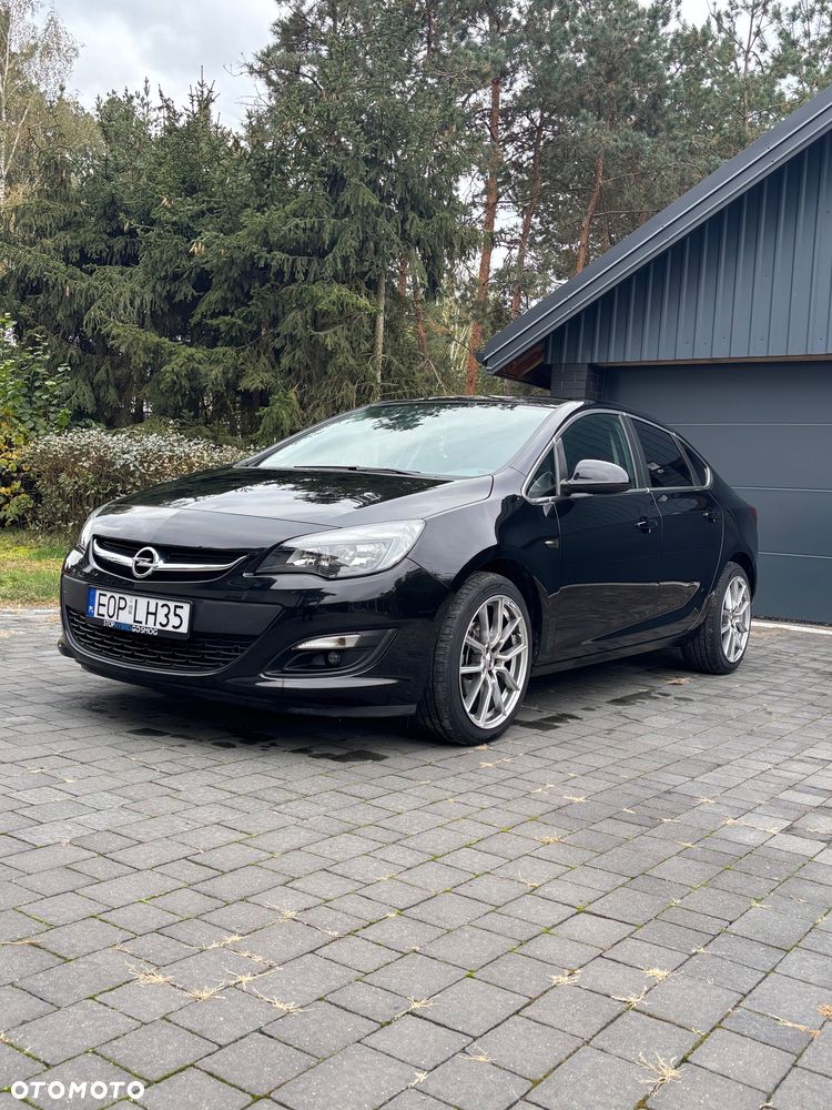 Opel Astra - 11