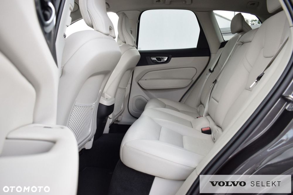 Volvo XC 60 - 13