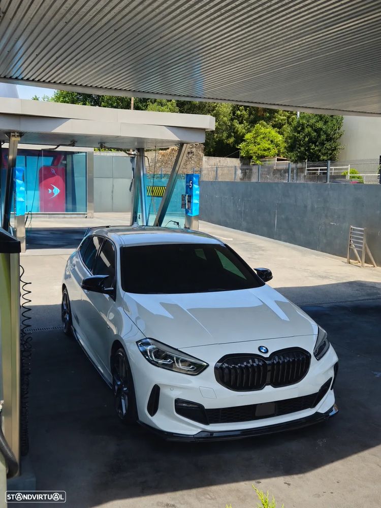 BMW 116 d Pack Desportivo M Auto - 1
