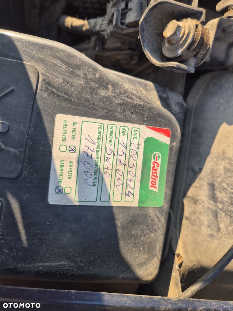 Dacia Duster 1.6 16V 105 4x2 Laureate - 18