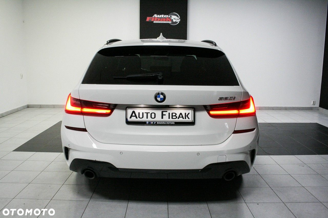 BMW Seria 3 - 10