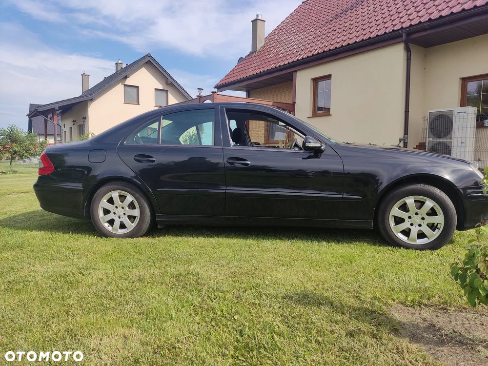 Mercedes-Benz Klasa E 200 CDI Classic - 14