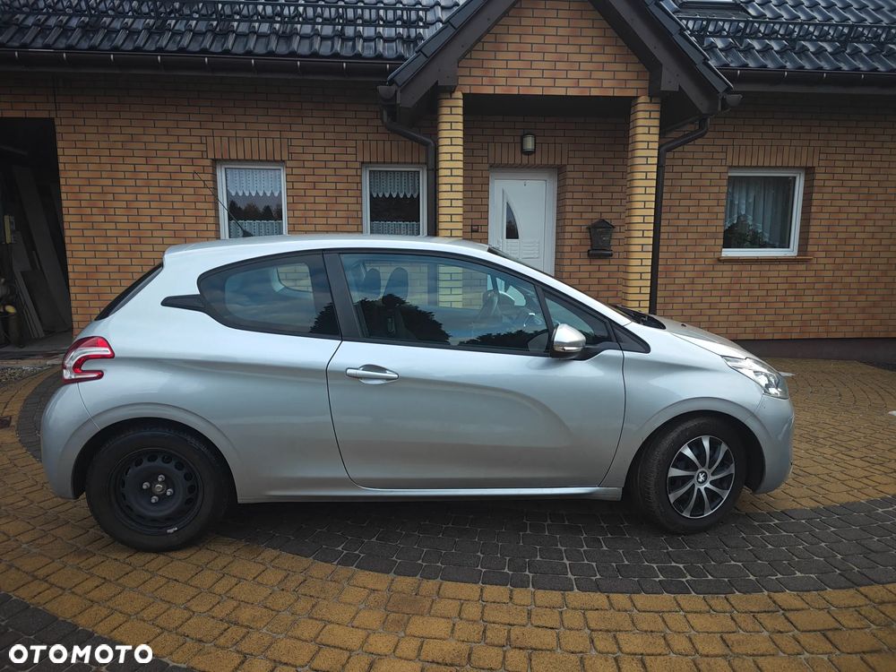 Peugeot 208 e-HDi 92 Stop&Start Allure - 7