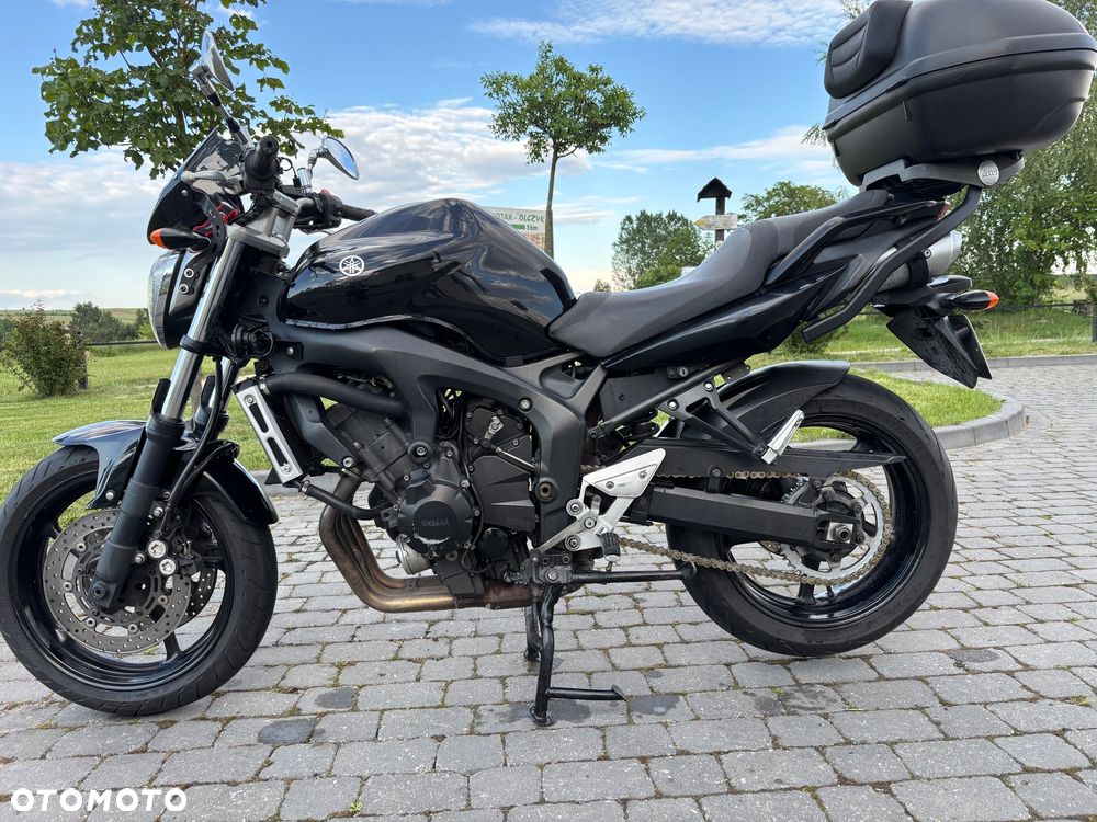 Yamaha FZ6 - 1