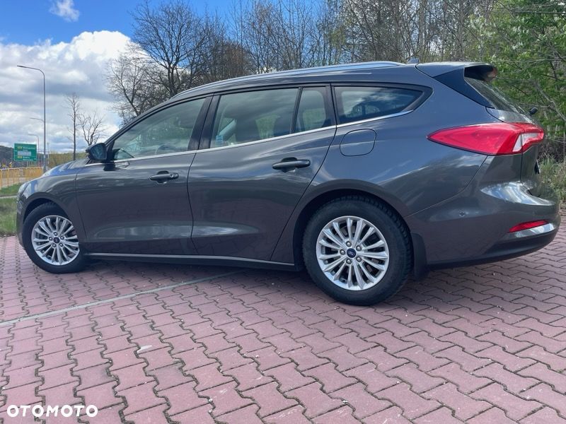 Ford Focus 2.0 EcoBlue Titanium - 10