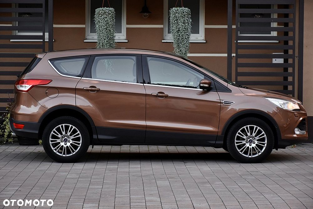 Ford Kuga 2.0 TDCi 2x4 Titanium - 13