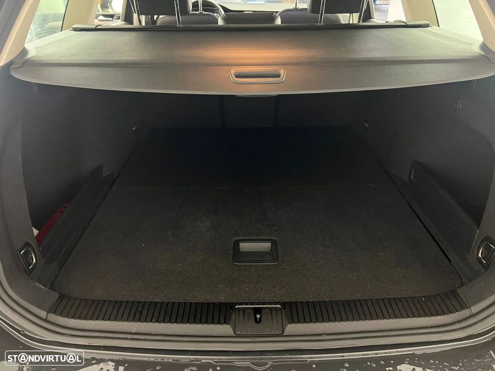 VW Passat Variant 1.6 TDI Confortline - 10