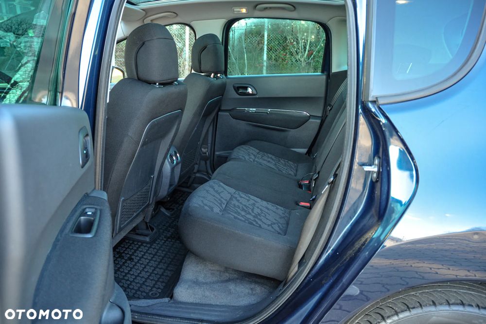 Peugeot 3008 1.6 Premium - 8