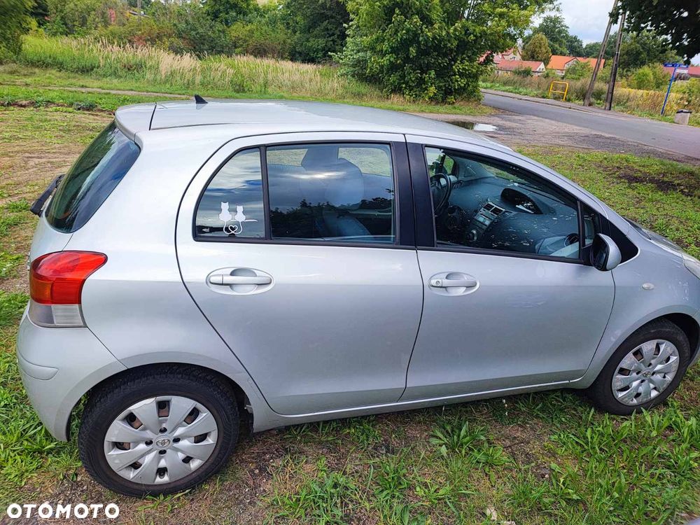 Toyota Yaris 1.33 Sol - 6