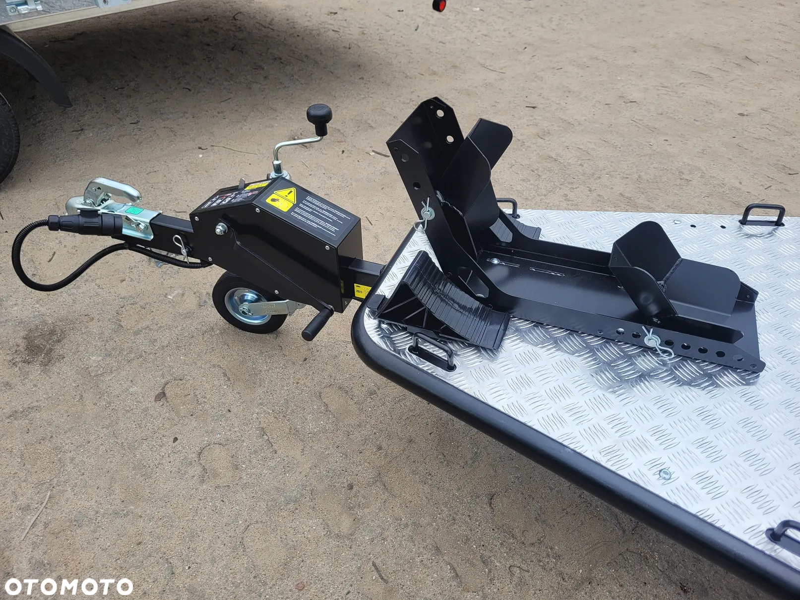 Lorries Przyczepa motocyklowa MT 1 składana uchylna 750kg - 11