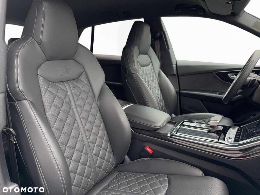 Audi Q8 - 34