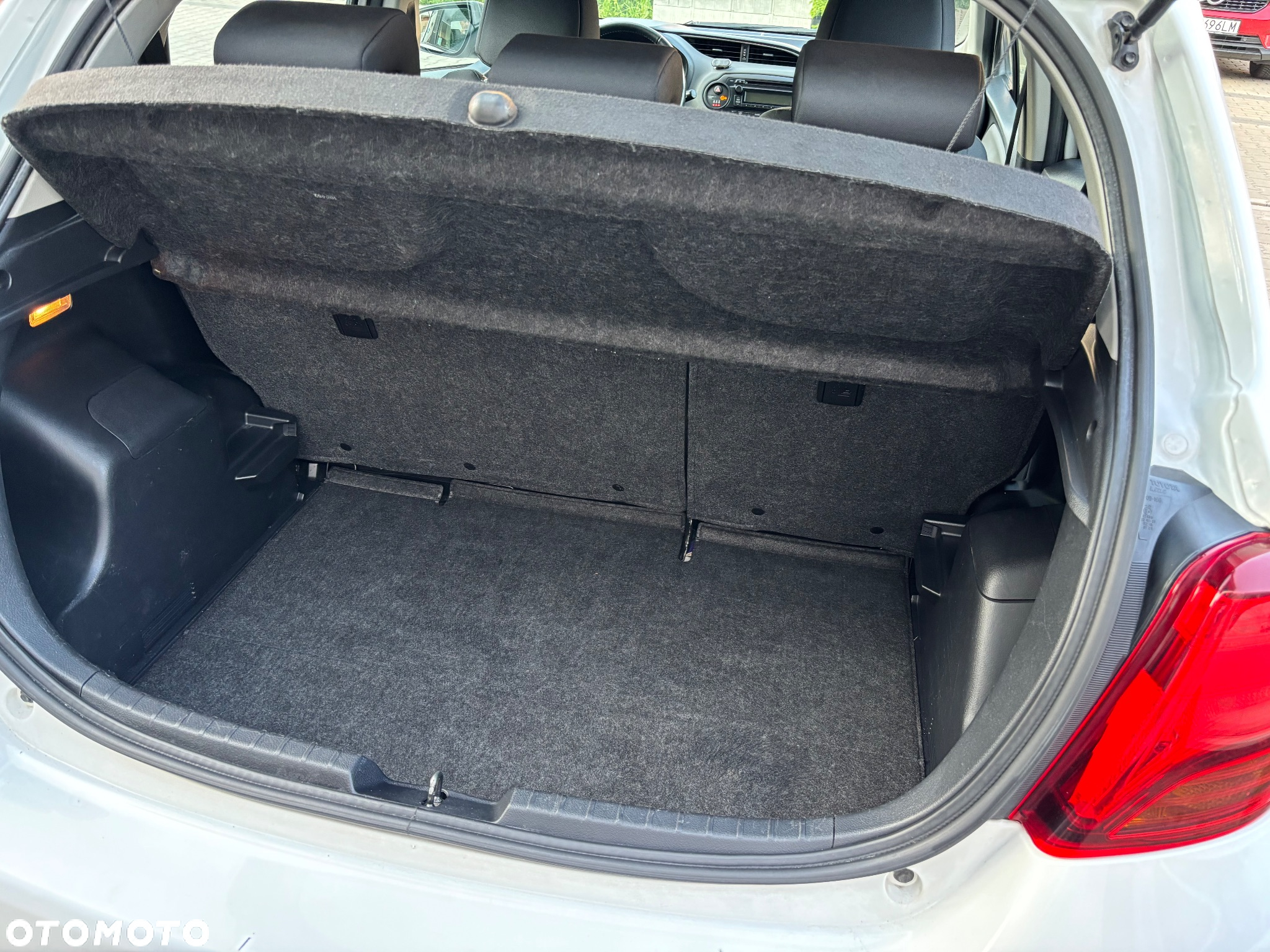 Toyota Yaris 1.0 Active EU6 - 9
