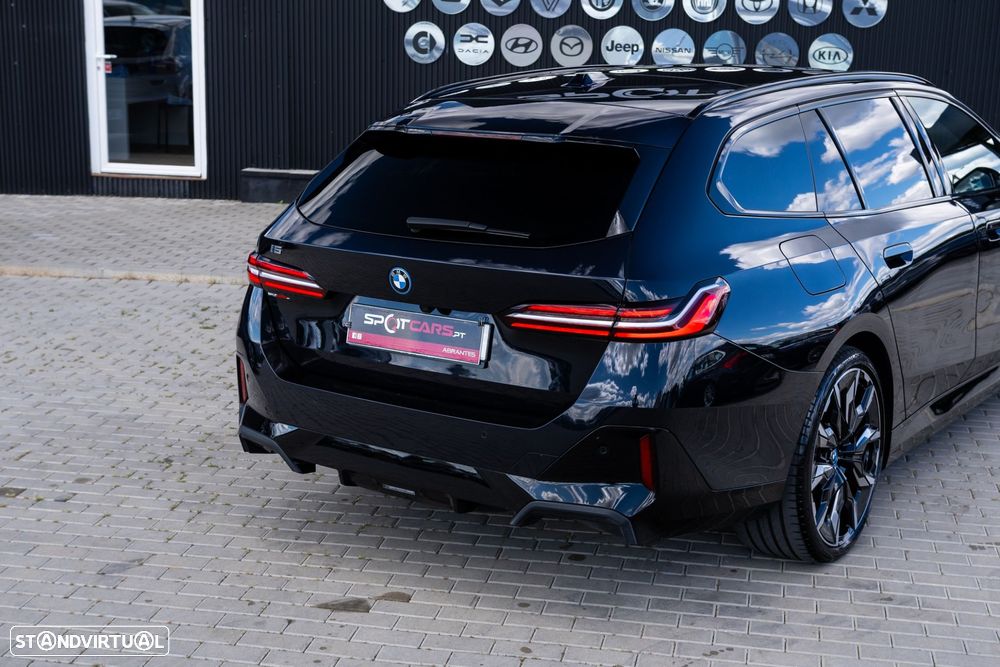 BMW i5 eDrive40 Pack Desportivo M Pro - 9