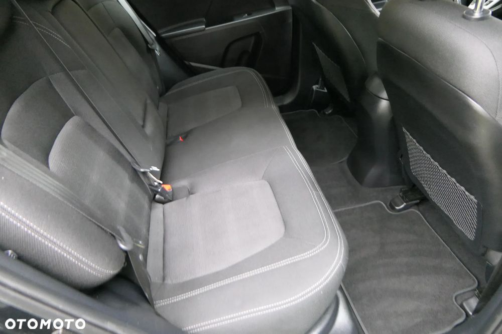 Kia Sportage 1.6 GDI L 2WD - 21