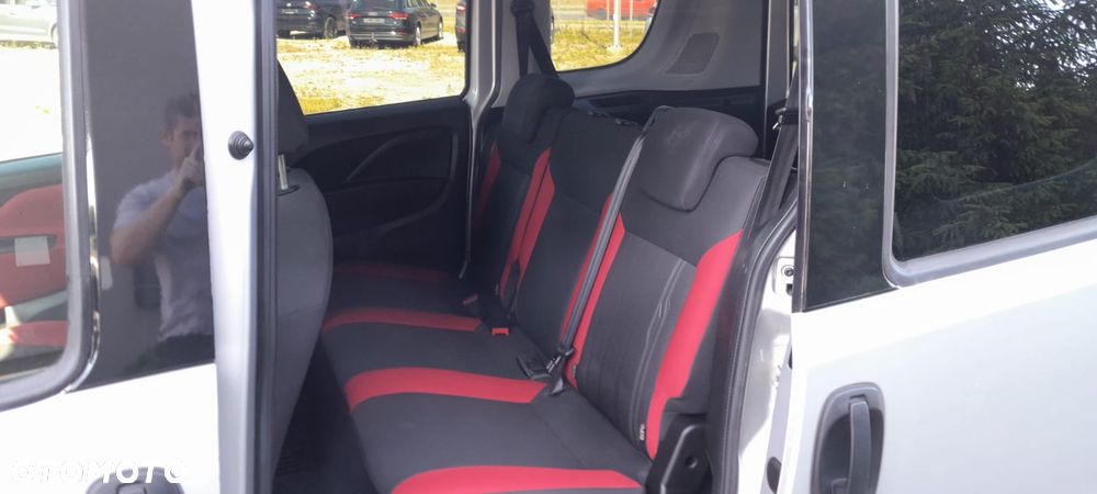 Fiat Doblo 1.4 16V Dynamic - 30