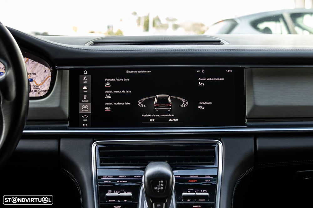 Porsche Panamera 4 S - 45