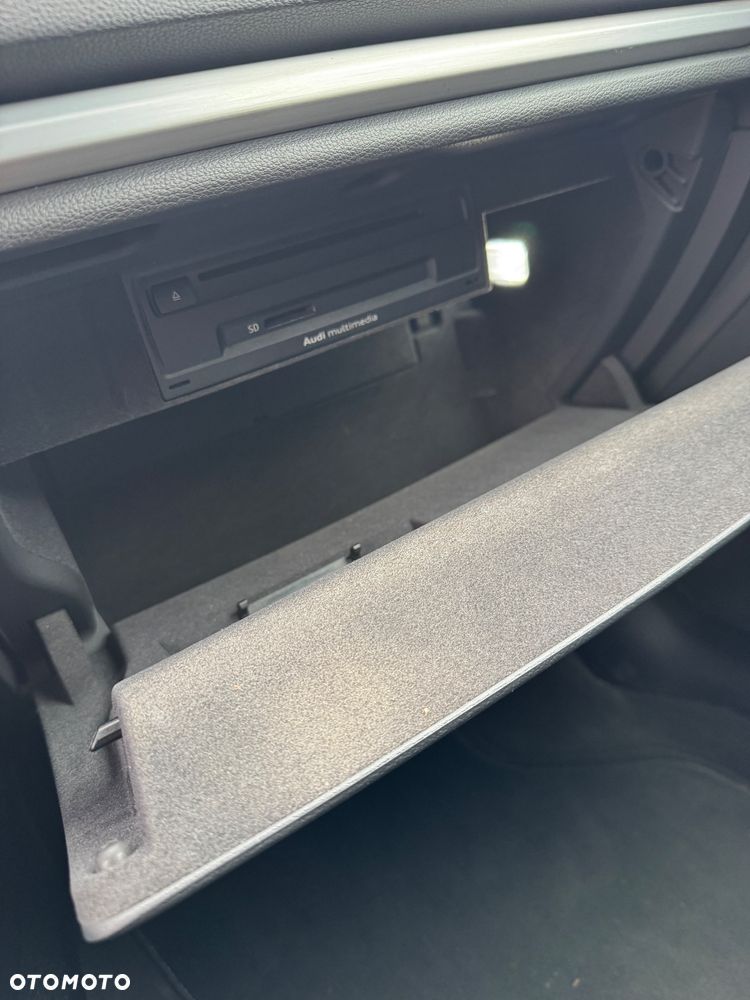 Audi A3 3-drzwiowe 2.0 TDI - 23