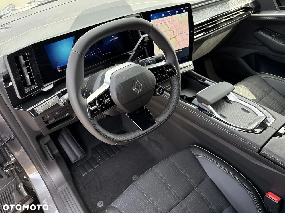 Renault Austral 1.3 TCe mHEV Iconic - 9