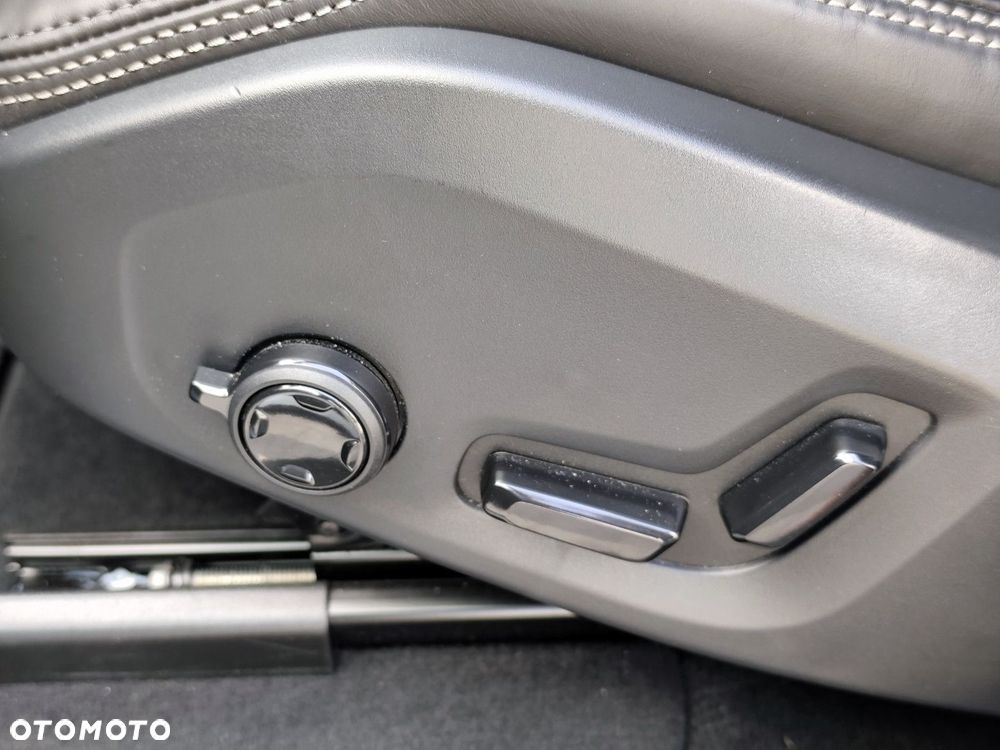 Volvo XC 60 - 34