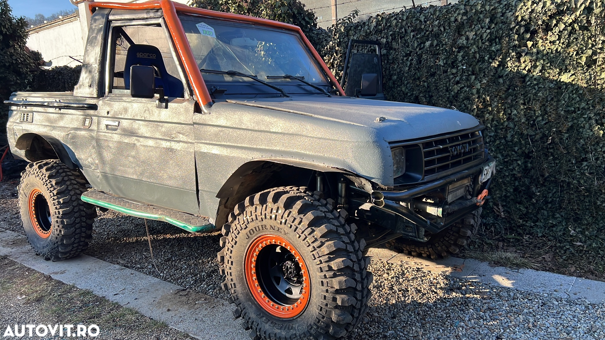 Toyota Land Cruiser - 3
