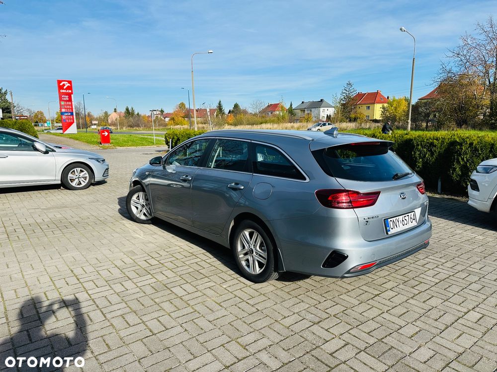 Kia Ceed 1.6 CRDi SCR M - 7