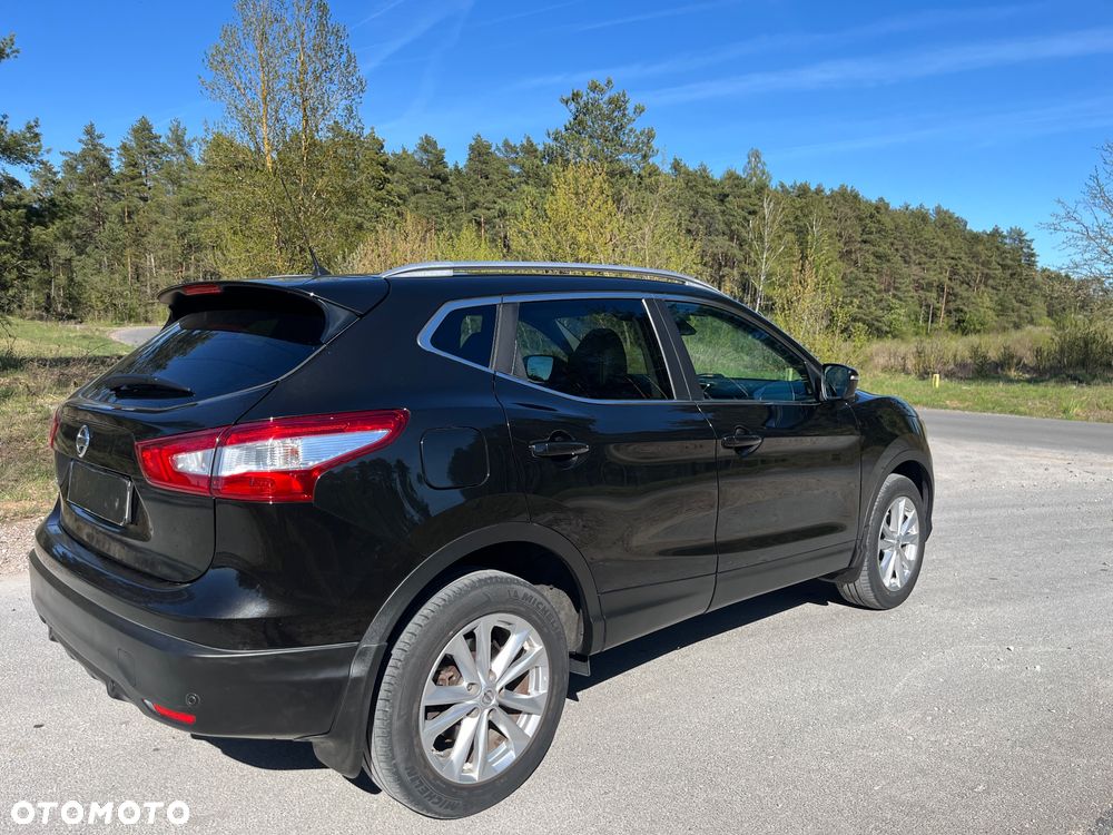 Nissan Qashqai 1.6 DIG-T Tekna - 4
