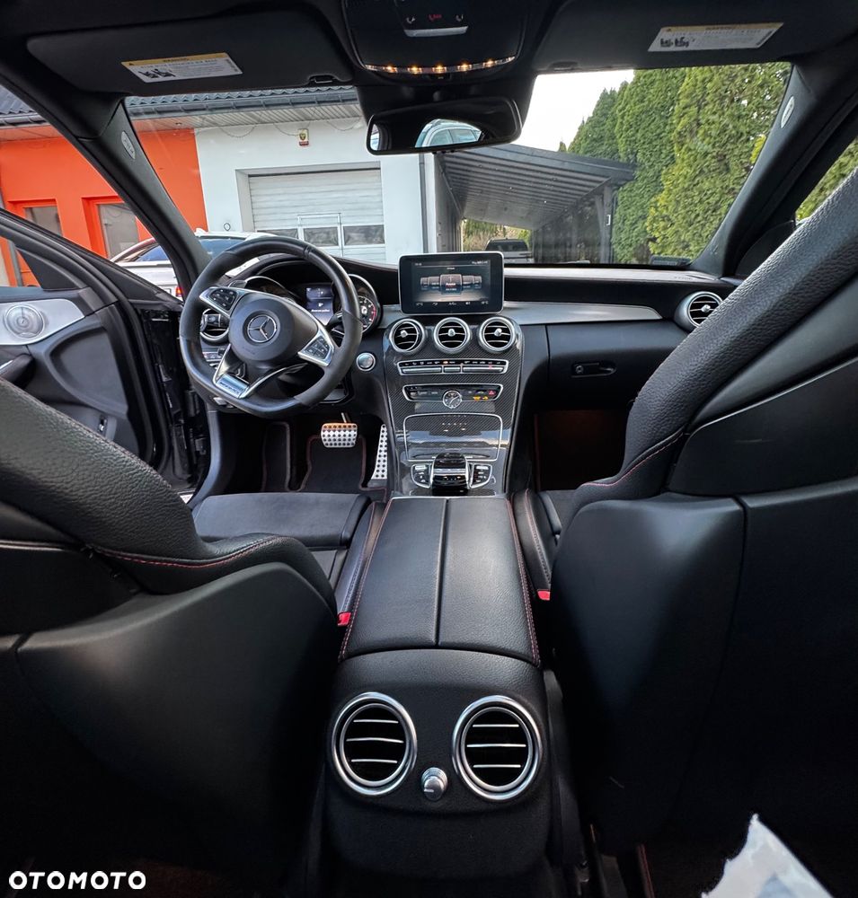 Mercedes-Benz Klasa C AMG 43 4Matic 9G-TRONIC - 16