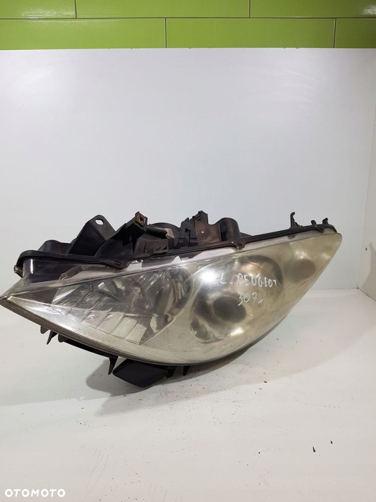 lampa lewy przód peugeot 307 lift hb eu 9655764380 - 1