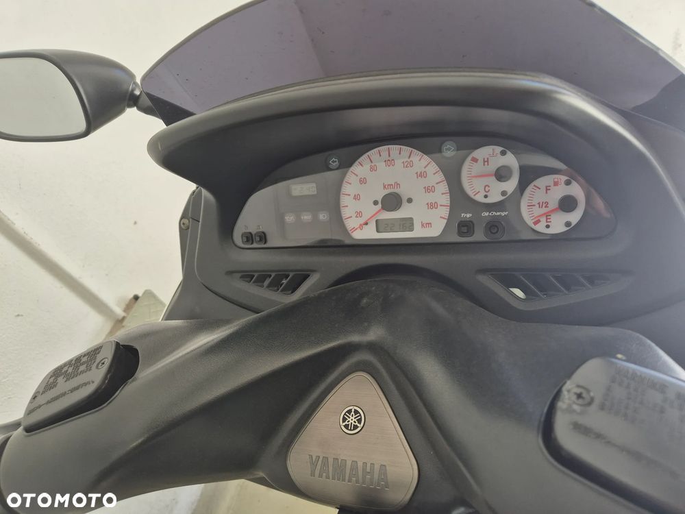 Yamaha Tmax - 6