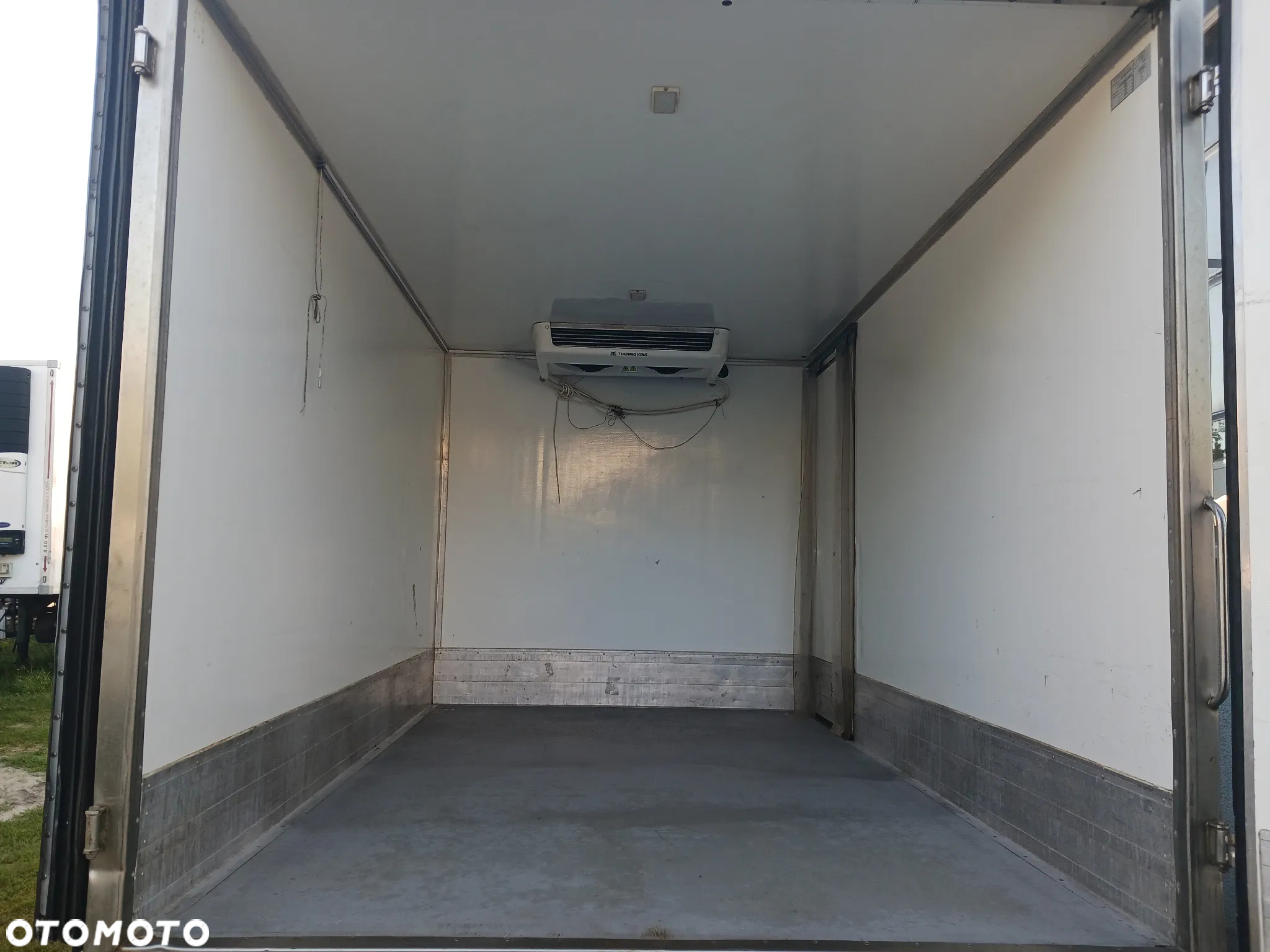 Iveco Daily 2016r 2.3 130KM SALON Izoterma chłodnia Mroźnia kontener Agregat RAMA  Laweta ThermoKing - 5