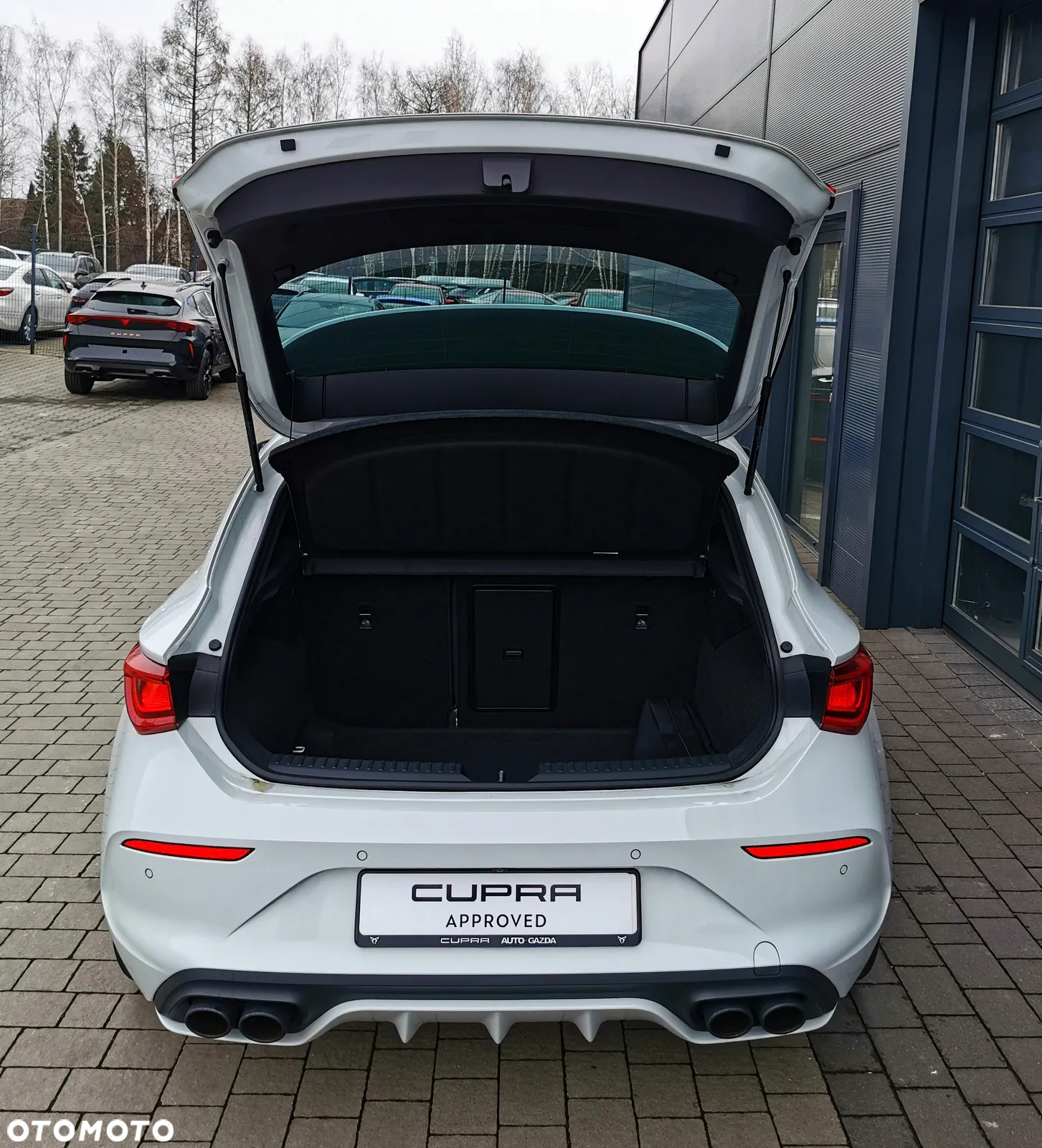 Cupra Leon 2.0 TSI VZ DSG - 5