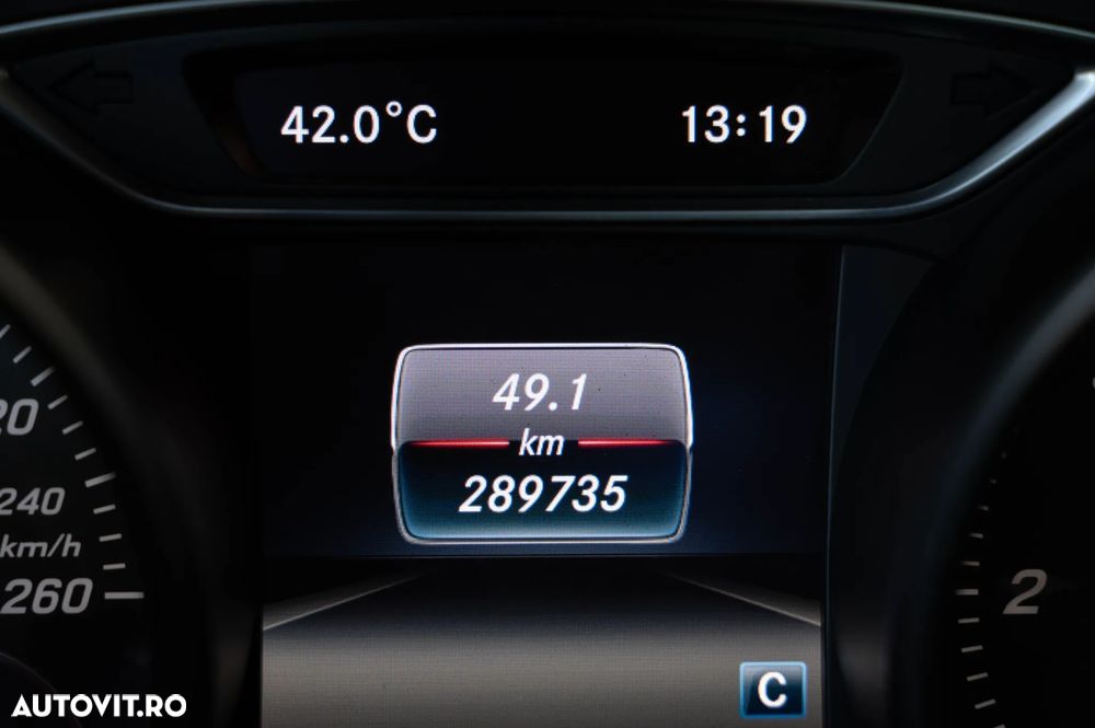 Mercedes-Benz GLA 200 d - 22