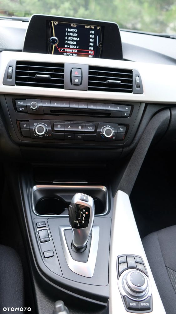 BMW Seria 3 320d Efficient Dynamics Edition - 7