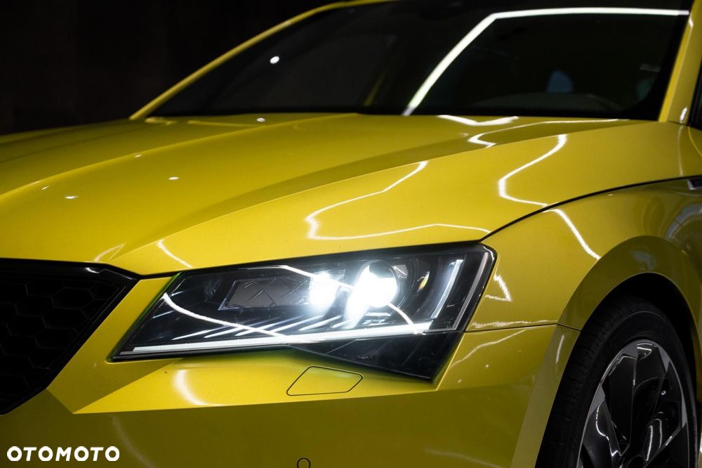 Skoda Superb 2.0 TSI 4x4 Sportline DSG - 40