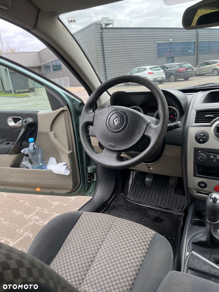 Renault Megane 1.6 Confort Privilege - 31