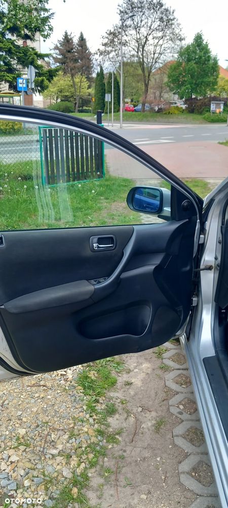 Honda Civic 1.6i ES - 11