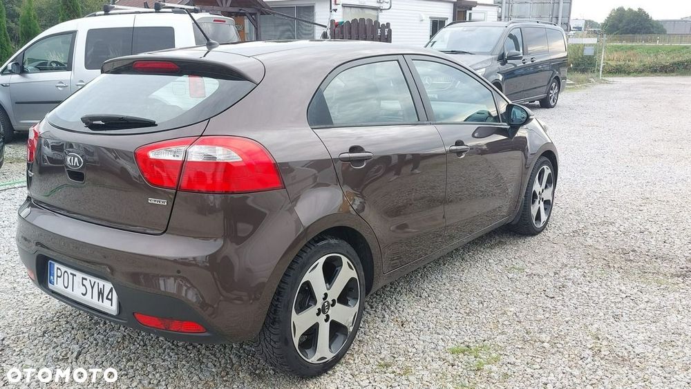 Kia Rio 1.4 CRDI Spirit - 5