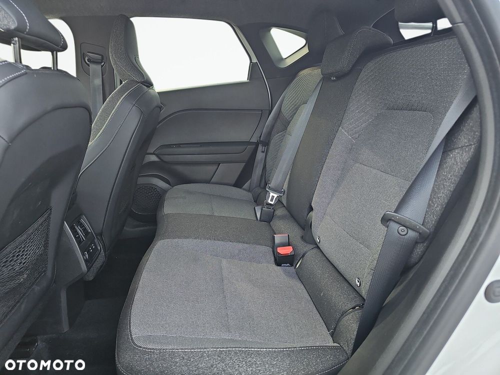Renault Captur - 23
