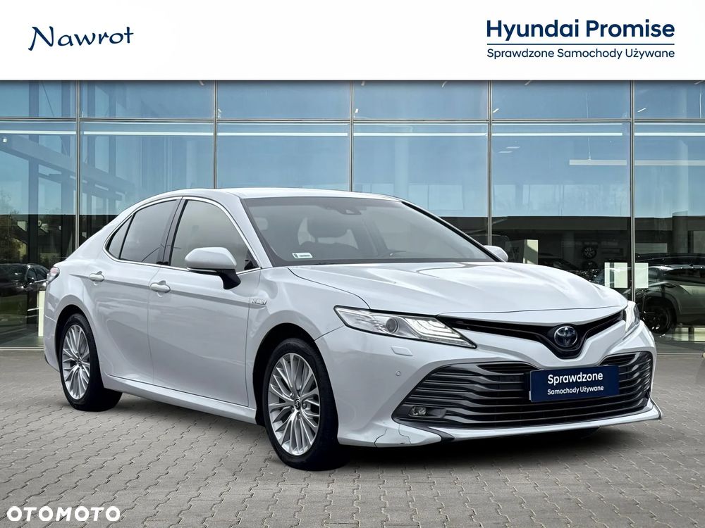 Toyota Camry 2.5 Hybrid Executive CVT - 8